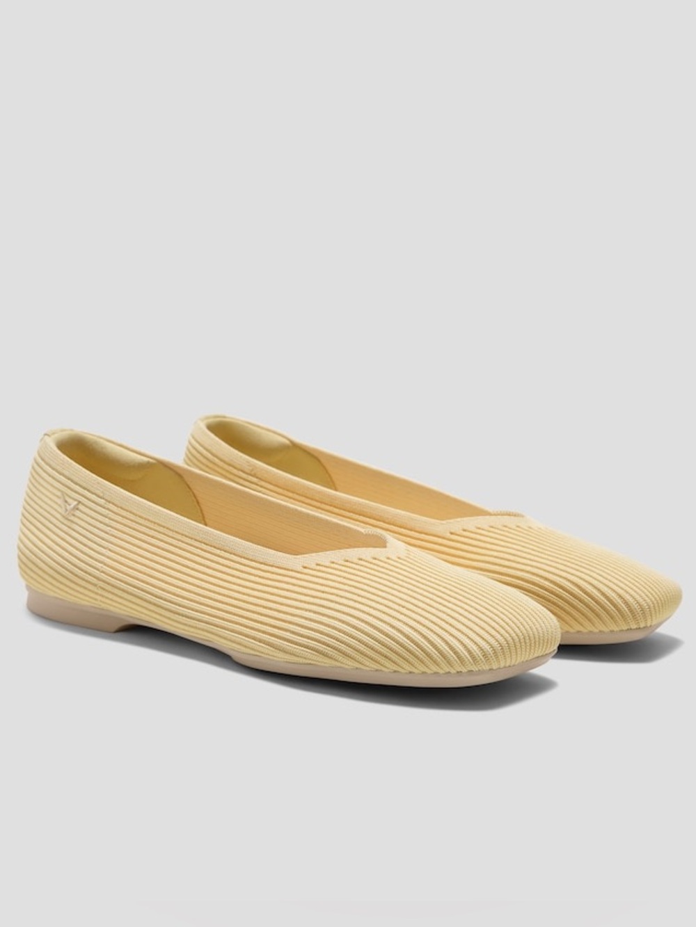 Vivaia Square-Toe Margot V-Cut Flats Margot 3.0 in Butter Yellow